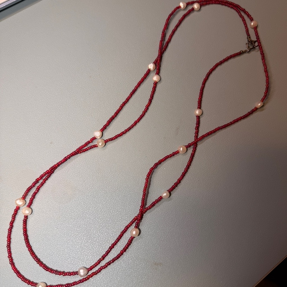 Elegant Red Beaded Necklace with Pearls